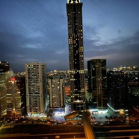 Travelers Backpackers Apartment ดูไบ ภายนอก รูปภาพ