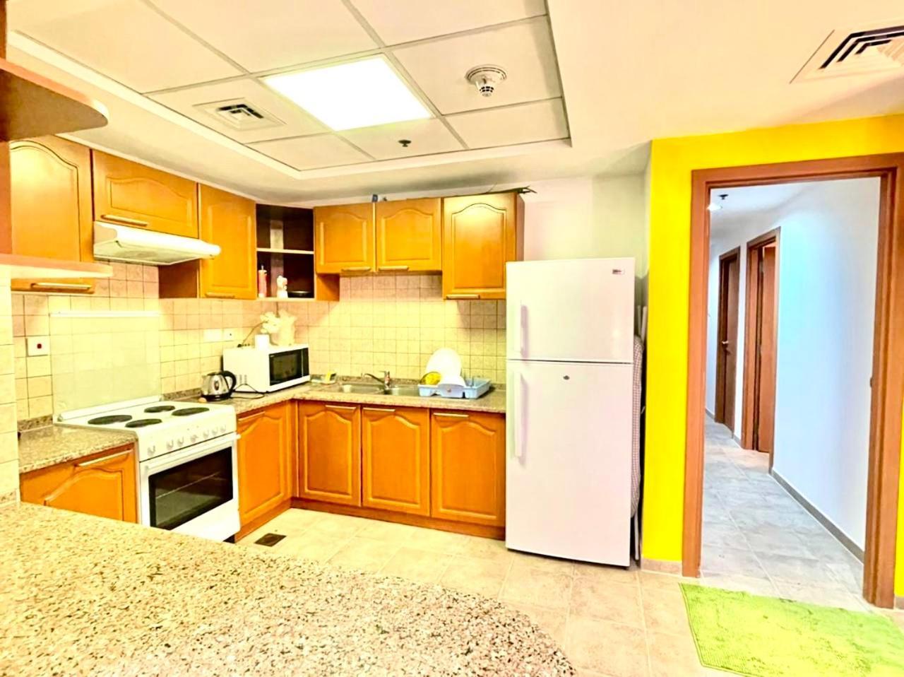 Travelers Backpackers Apartment ดูไบ ภายนอก รูปภาพ